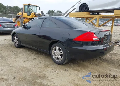 2006 Honda Accord 2.4 Lx z USA, uszkodzony, nr VIN 1HGCM72366A017309